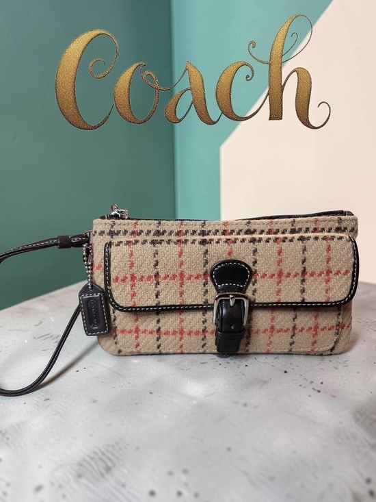 Coach Handbags - COACH Vintage Hampton wool plaid wristlet EUC